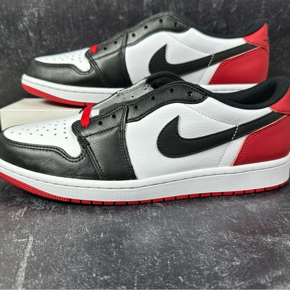 NIKE AIR JORDAN 1 RETRO LOW OG BLACK TOE MENS SHOES SIZE 10.5 LEATHER WHITE RED - Picture 8 of 11